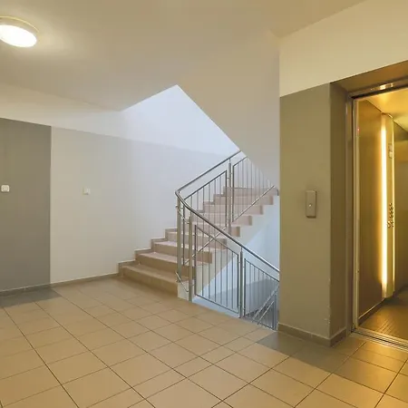 Jantar Center Апартаменты